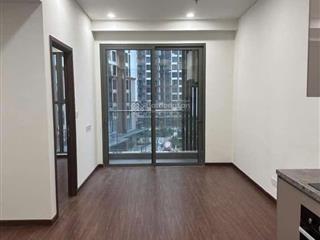 Cắt lỗ sâu mua ngay  ch 1n 32m2 tòa h1, nội thất full đồ đẹp, view đn hồ botanic  giá bán 2 tỷ 22