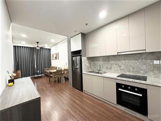 Đầu tư thông minh! căn 2pn + toà h3 tầng trung rộng rãi thoáng 64m2, nội thất cđt  giá 5 tỷ
