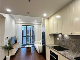 Ch nội thất xịn  1n+ toà m1 tầng trung, view thoáng, full đồ 43m sẵn sổ, free dv  giá 3 tỷ 480