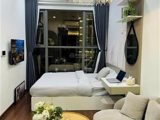 Căn studio thiết kế đẹp nhất tòa m2, full nội thất, tầng cao, sẵn khách thuê, giá thanh khoản nhanh