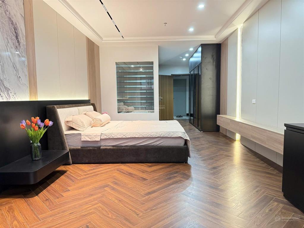 Giá bán nhanh gọn chỉ 26,8 tỷ  siêu phẩm cầu giấy  phân lô  diện tích 58/65 mét xây 7 tầng