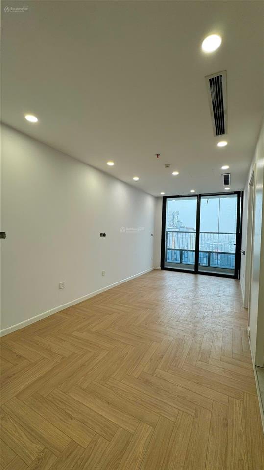 Cho thuê căn hộ 60 m2 tòa n5 khu trung hòa nhân chính. nội thất cơ bản giá 8 triệu/tháng