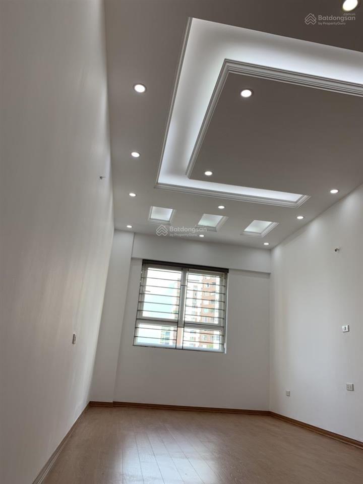 Bán chung cư văn phòng bộ kế hoạch và đầu tưquan hoa. 03pn, 102m2, 70 triệu/m2, căn góc 0919 636 ***