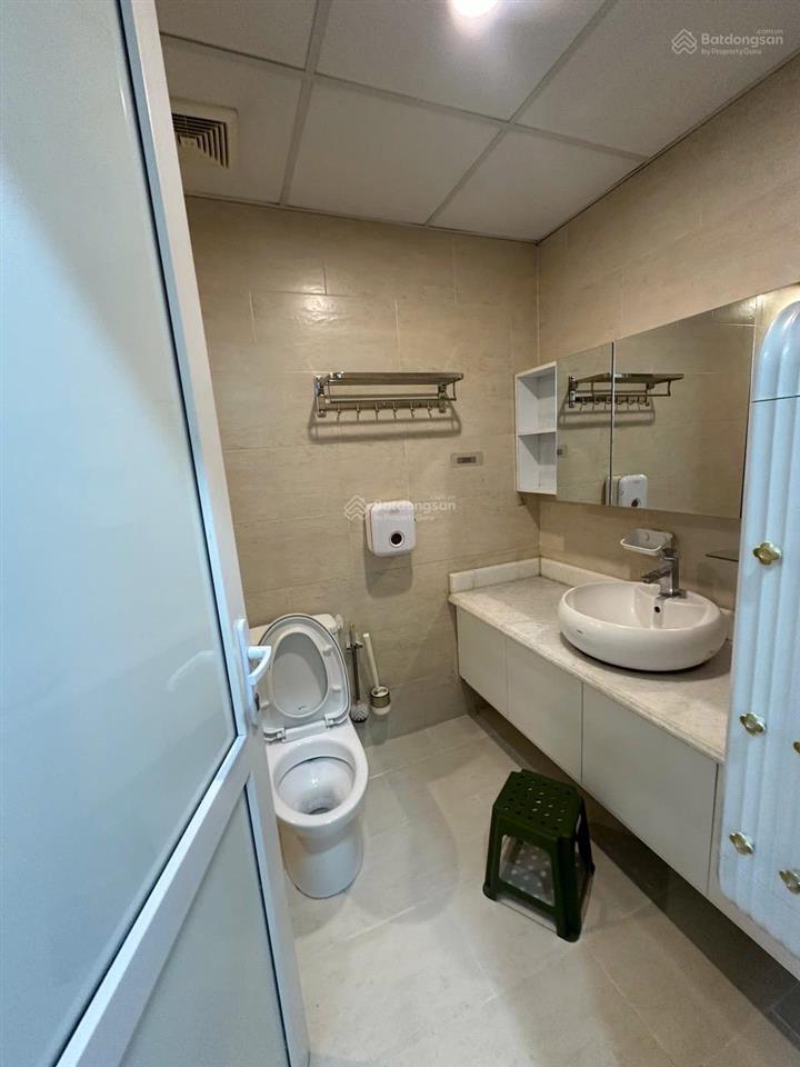 Chính chủ bán ch cao cấp 134m2 full nội thất đẹp tại tòa mhdi số 60 hoàng quốc việt, nghĩa đô