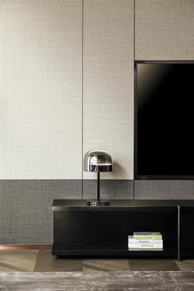 Bán tòa nhà mặt phố trần hưng đạo siêu bất động sản dòng tiền 300m² x 10 tầng có hầm, ct 1,3 tỷ/th