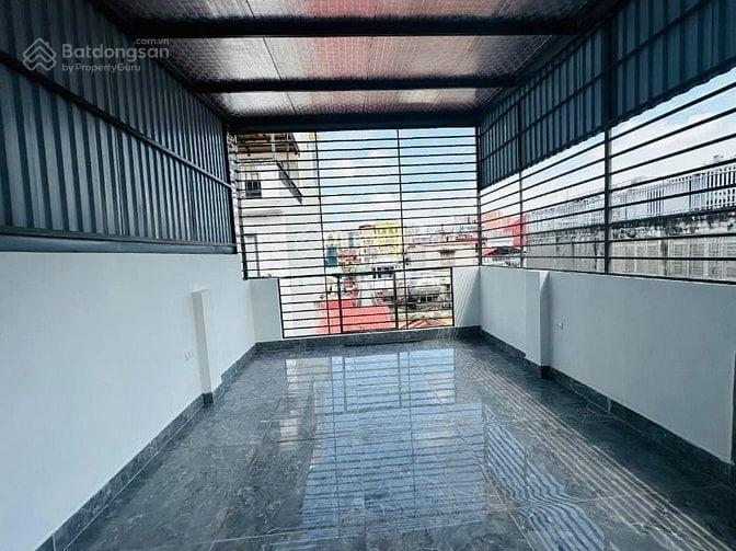Bán nhà ngõ kinh doanh phố hai bà trưng 30m2 x 4 tầng , đối diện nhà hát lớn , kinh doanh sầm uất