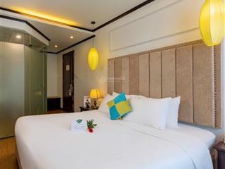 Bán khách sạn 3 sao mặt phố châu long , dt 210m2 x 11 tầng , mặt tiền 7m , thiết kế 45 phòng