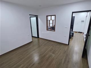 Bán căn hộ tập thể kim mã ,ba đình, 85m2 sử dụng, 3pn, 2wc, sổ đỏ 51m2 cc lâu dài, nt đẹp ở ngay