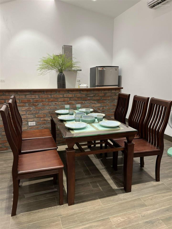 Bán nhà đường bắc biên, ngọc thuỵ long biên, hn. 200m2, giá bán 247 tr/m2.  kiều thuý 0949 170 ***