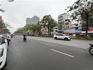 Mặt phố hoàng cầu gần quận ủy quanh 70 tỷ 100m2 mặt tiền 6,8m 4 tầng lô góc 2 mặt tiền cho thuê cao