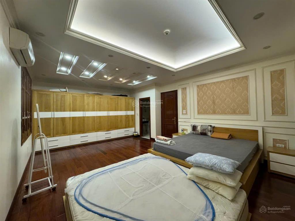 Bán gấp biệt thự gần big c thăng long, vinhome greenbay 59 tỷ/165m2 xây 5 tầng có hầm đường 12m