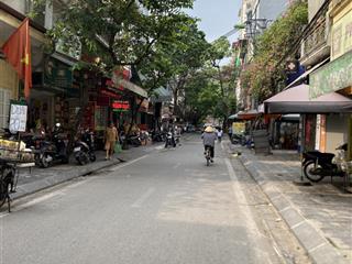 Bán nhà mặt phố tân mai, lô góc, giá đầu tư 114m2 giá 293tr/m2  0988 932 ***