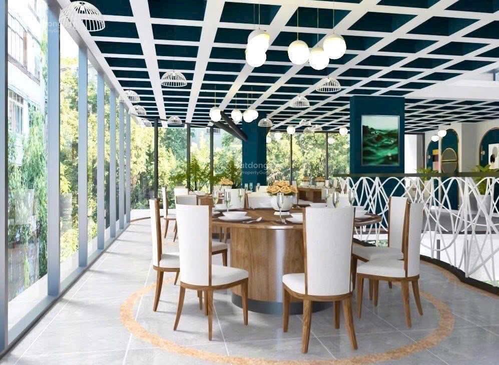 Nhà hàng 5 sao 280m2 mặt phố vip nhất long biên  6 tầng  thang máy  lô góc  4 ô tô tránh