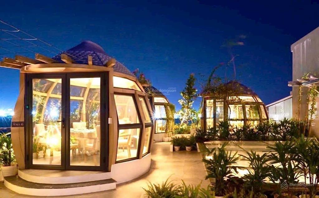 Nhà hàng 5 sao 280m2 mặt phố vip nhất long biên  6 tầng  thang máy  lô góc  4 ô tô tránh