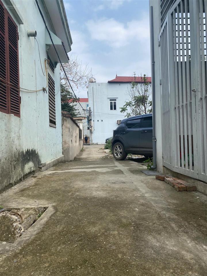Chính chủ cần bán 58m2 tại nguyên khê, đông anh giá nhỉnh 3 tỷ đường ô tô vào tận đất