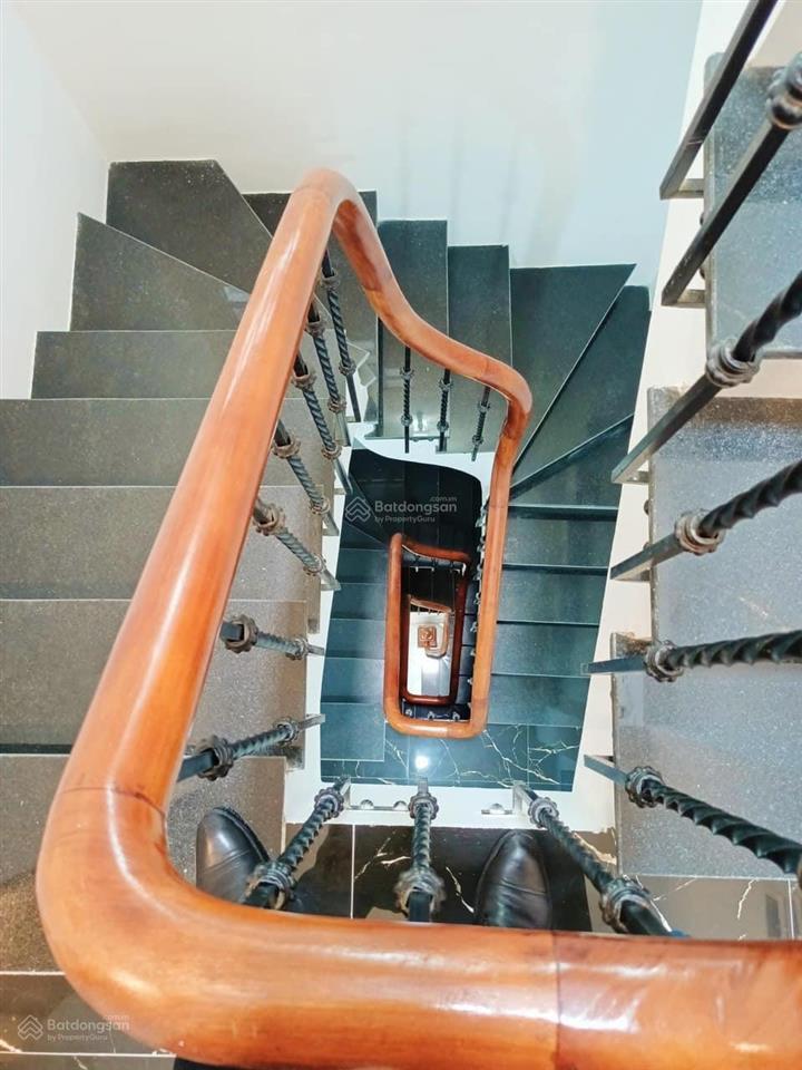 (ảnh thật, giá thật) bán nhà phân lô vip thang máy ngõ phố trại cá trương định giá nhỉnh 12 tỷ