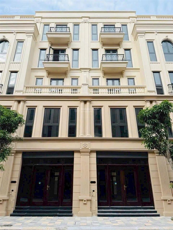 Chính chủ cần bán căn liền kề thiên nga 6 mặt vườn hoa và khu tmdv giá tốt nhất thị trường