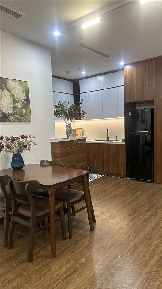 Bán rất gấp căn hộ 3pn 2wc 121m2 tại tòa 17t11 hoàng đạo thuý, cầu giấy, hà nội, giá 9,8 tỷ