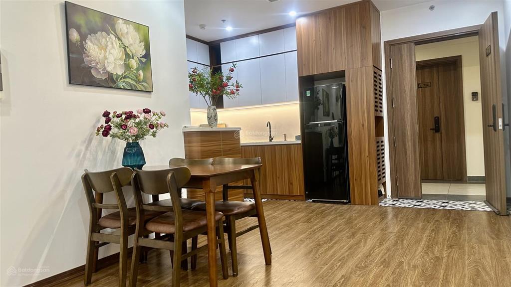 Bán rất gấp căn hộ 3pn 2wc 121m2 tại tòa 17t11 hoàng đạo thuý, cầu giấy, hà nội, giá 9,8 tỷ