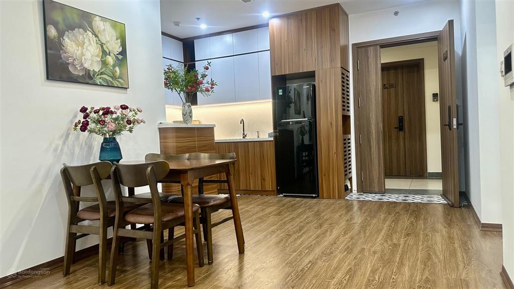 Bán rất gấp căn hộ 3pn 2wc 121m2 tại tòa 17t11 hoàng đạo thuý, cầu giấy, hà nội, giá 9,8 tỷ