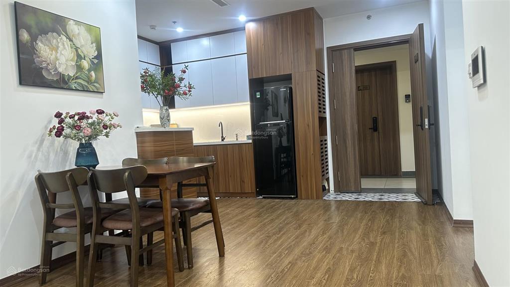 Bán rất gấp căn hộ 3pn 2wc 121m2 tại tòa 17t11 hoàng đạo thuý, cầu giấy, hà nội, giá 9,8 tỷ