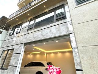 Bán nhà cầu diễn 30m2 siêu đẹp ô tô vào nhà có thang máy kinh doanh tốt, 14.5 tỷ