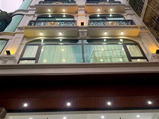 Bán nhà 9t thang máy mặt phố hoàng quốc việt ô tô dừng đỗ ngày đêm giá chỉ 20.5 tỷ