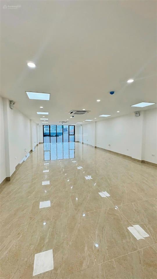 Bán toà nhà gần phố hồ tùng mậu 160m2 mặt tiền 8m giá chỉ hơn 500 triệu/m2