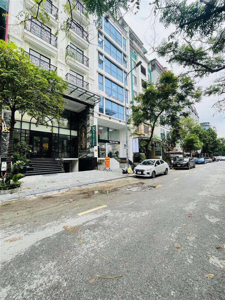 Bán tòa nhà nguyễn hoàng 300m2 x 8 tầng mặt tiền 12m giá 79.99 tỷ