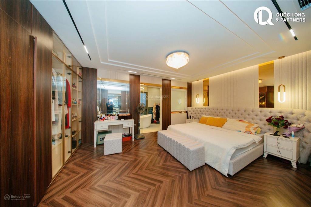 Bán căn hộ duplex gần timescity 300m2 có bể bơi riêng. vốn chỉ từ 3. x tỷ