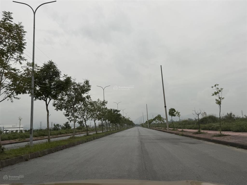 Chuyển nhượng kho xưởng, đất khu công nghiệp bá thiện  bình xuyên  vĩnh phúc dt 4ha, 5ha, 10ha