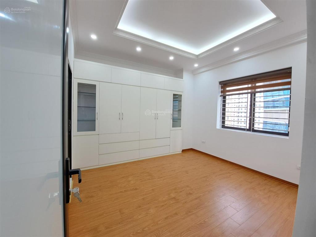 Bán cc 2pn 2wc giá cực chất 5,59 tỷ, 63m2 tại hoàng đạo thúy, trung hòa, cầu giấy, hà nội