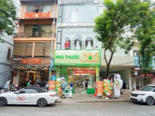 Bán nhà mặt phố láng hạ. 135m2 x 7 tầng. mặt tiền 6m nở hậu. đang cho thuê 172,41 tr/tháng. 580tr/m