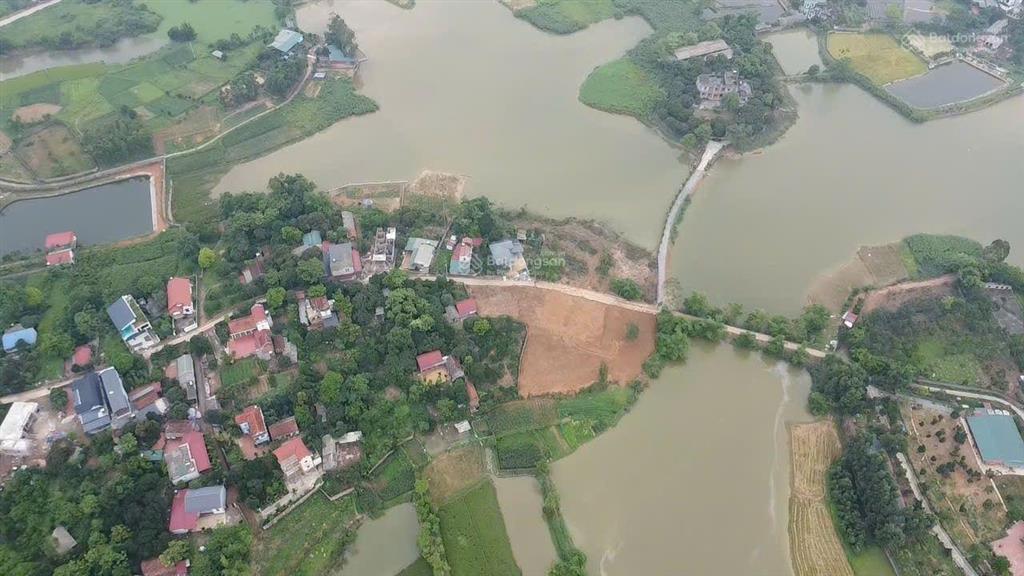 Bán 4156m2 siêu phẩm view hồ có 102 chỉ cách hà nội 45km giá nhỉnh 5 triệu/m2, mặt tiền 86m