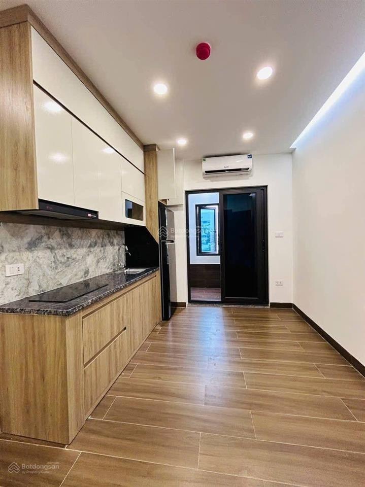 Siêu phẩm dòng tiền 10 tầng thang máy, xây mới, ngõ ô tô tránh kinh doanh sầm uất, cầu giấy, hà nội