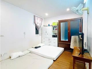 Trung tâm cầu giấy 45m2 x 3 tầng, nhỉnh 6 tỷ, ngõ xe ba gác, cầu giấy, hà nội
