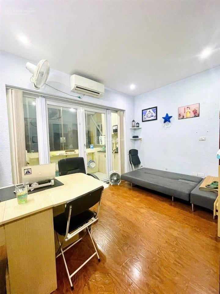 Trung tâm cầu giấy 45m2 x 3 tầng, nhỉnh 7 tỷ, ngõ xe ba gác, cầu giấy, hà nội