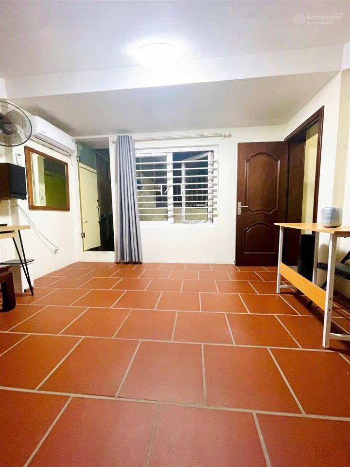 Trung tâm cầu giấy 45m2 x 3 tầng, nhỉnh 7 tỷ, ngõ xe ba gác, cầu giấy, hà nội