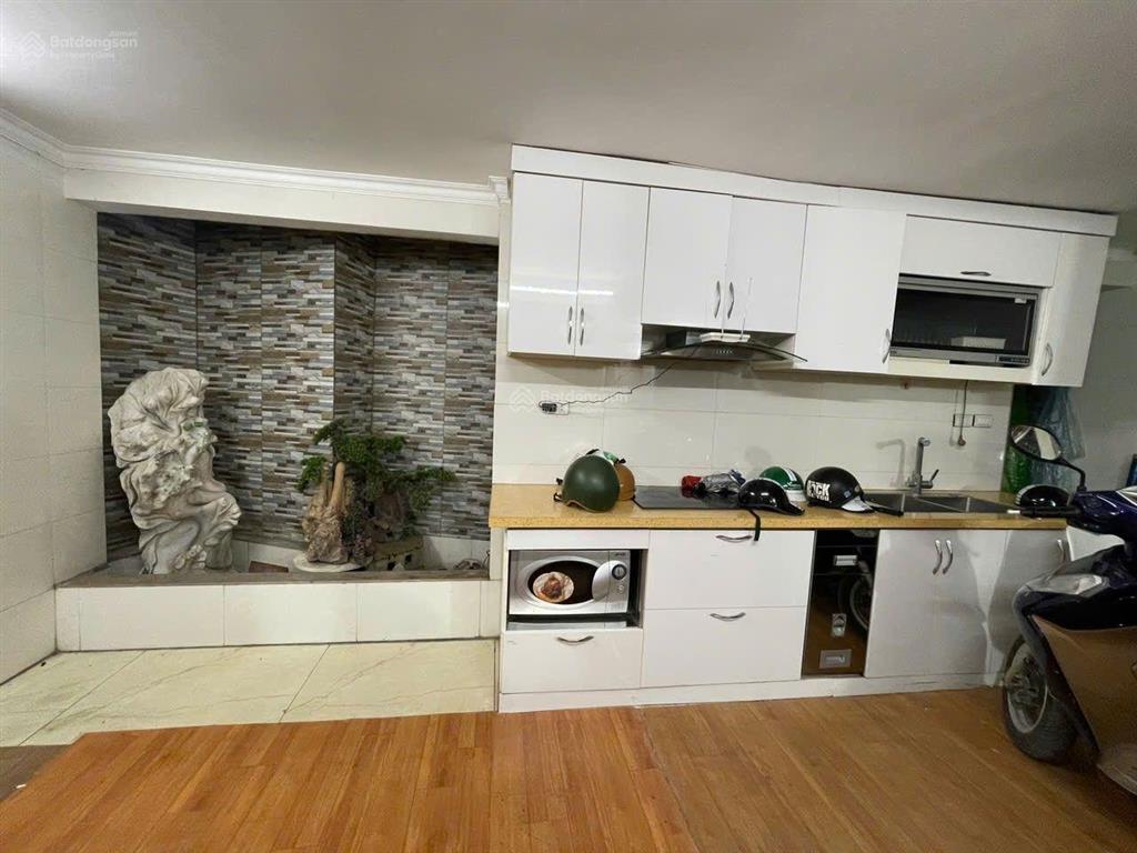 Cực hiếm căn hộ dòng tiền 58m2 nhỉnh 9 tỷ, gồm 9 phòng khép kín cho thuê, phố trần đại nghĩa, hn