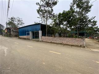 Tôi bán lô góc 415m trục chính xã, mt 16m, ngay ngã 3, kinh doanh tốt, có sẵn nhà ở ngay