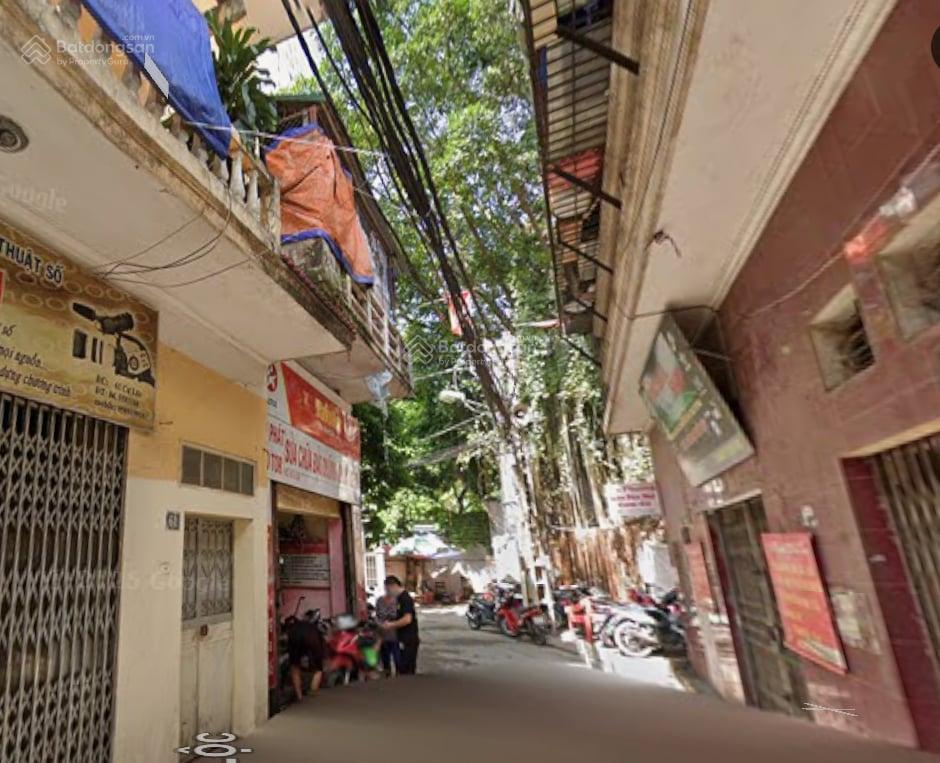 Cần bán nhà 3 tầng mp cự lộc, s 78 m2, mt 5.2 m, lô góc, giá 23 tỷ.