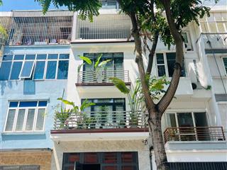 Bán nhà liền kề văn phú 5 tầng, 70m2. nhà hoàn thiện đẹp, full nội thất, giá đẹp