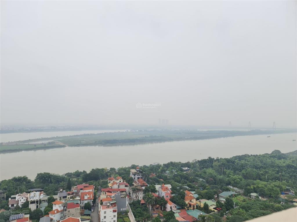 (gấp) chủ nhà cần chuyển sang căn 3 ngủ nên bán gấp căn 2 ngủ 72m2, view sông, sổ đỏ, tầng cao