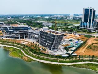 Bán căn nhà mặt hồ khu công nghệ cao hòa lạc vị trí trung tâm siêu đẹp vỉa hè rộng kinh doanh tốt