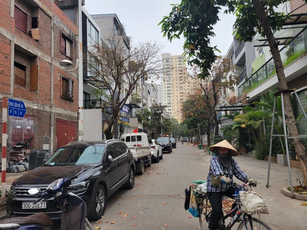 Chính chủ bán lk 17 khu đô thị văn khê dt 82,5m2 hoàn thiện đẹp