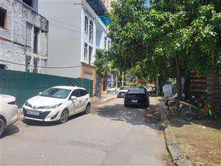 Chính chủ bán biệt thự lô góc kđt văn khê dt 185m2 thô 4.5 tầng