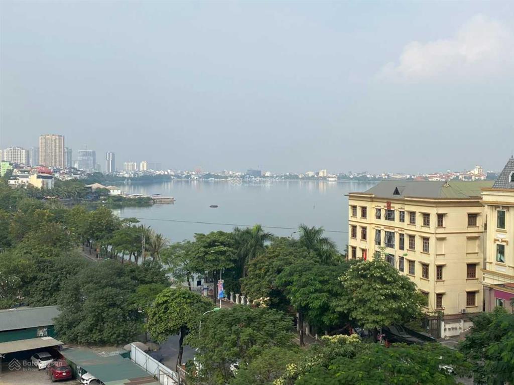 Cần bán căn hộ watermark west lake 395 lạc long quân 3pn view hồ