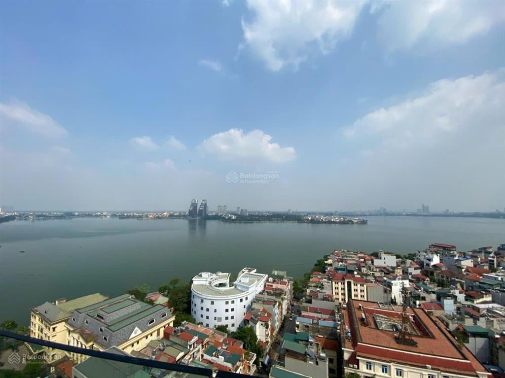 Bán căn hộ watermark tây hồ, siêu vip, siêu hiếm, view trọn hồ tây, tầng cao