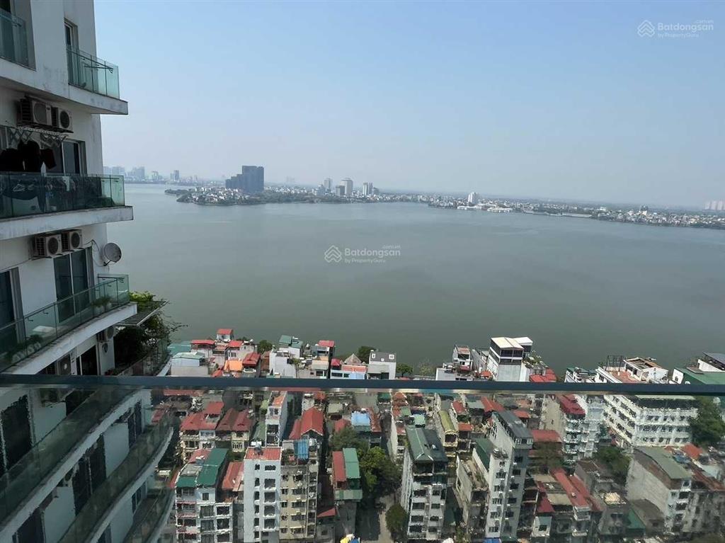 Hót nhất tây hồ bán lô đất mp lạc long quân hướng tây bắc, đối diện vietcombank