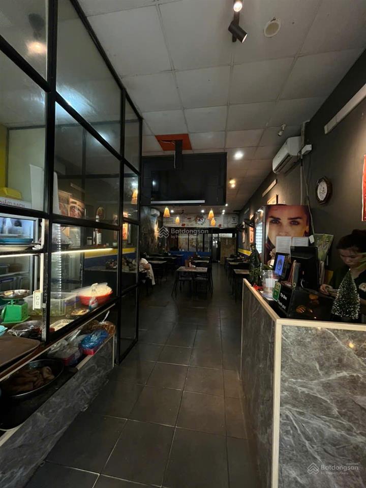 Bán nhà mặt phố tại đường lạc long quân, tây hồ, hà nội